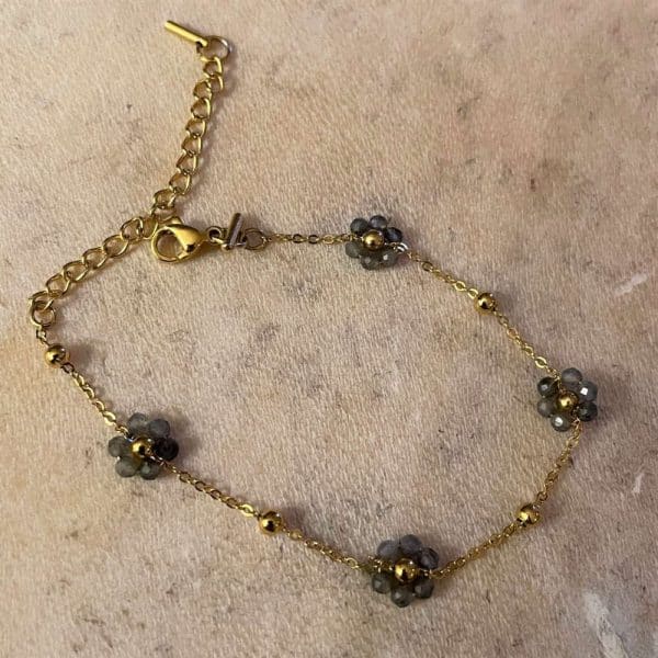 L'Apprentie pierres et bijoux Bayonne bracelet Fleur de Pierres labradorite
