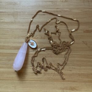 Sautoir Mona quartz rose