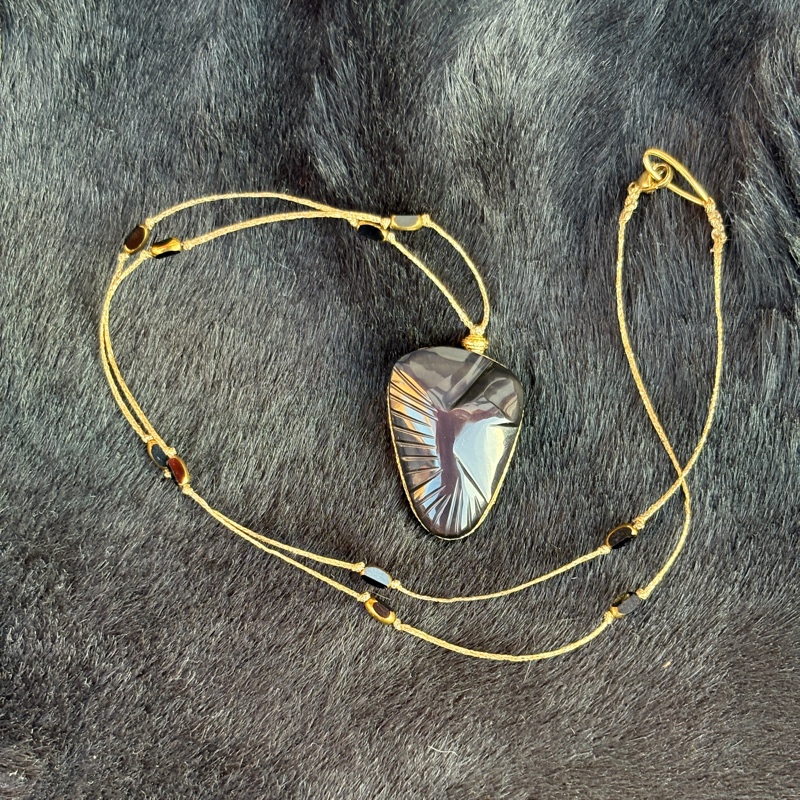 Collier L'oiseau noir