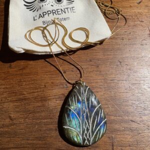 Sautoir Labradorite sculptée