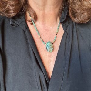 Collier en Turquoises africaines et Variscite