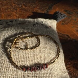 Collier hématites et Oeil de taureau