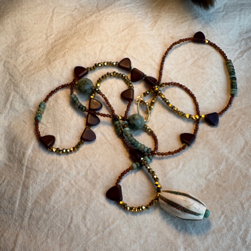 Sautoir Frieda - Pièce ancienne en coquillage & turquoise