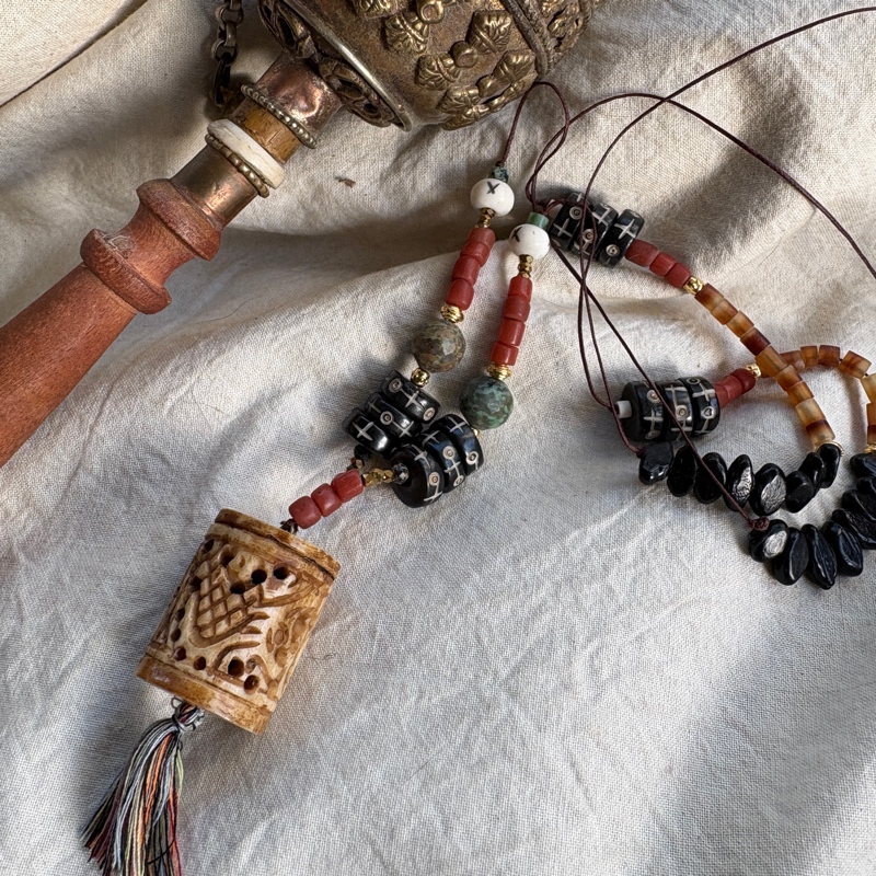 Sautoir jade sculpté – Image 5