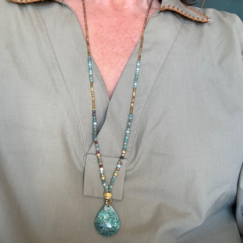 Sautoir Chrysocolle de Madagascar Sautoir Chrysocolle de Madagascar – Image 4