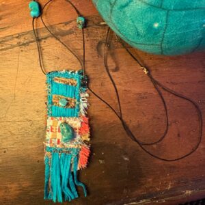 Pierres Bijoux Pays Basque - L'Apprentie Sautoir couture turquoise
